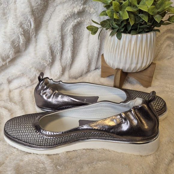 NEW Ron White Natanya Slip On Flats Shoes Silver Leather Mesh Size 10 MSRP $495 - Picture 10 of 14